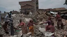 Над 100 са вторичните труса в Непал