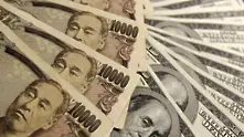 Японската йена удари 8-годишно дъно спрямо долара