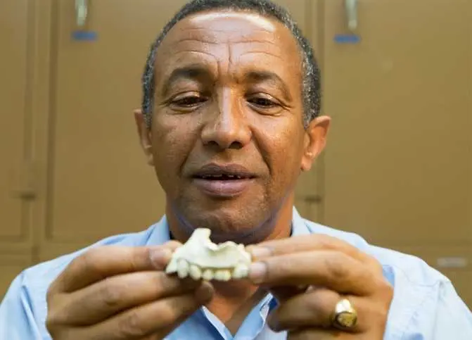 Открит е нов вид прародител на човека в Африка