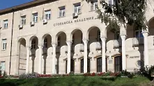 Бившият ректор на Стопанската академия в Свищов се барикадира в университета