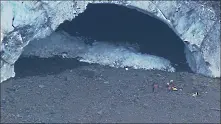 Ледена пещера се срути в САЩ, човек загина