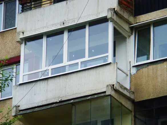 Забраняват остъкляването на балконите