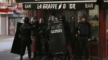 Полицейската акция в Сен Дени приключи с 2 жертви и 7 ареста