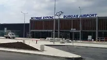 На борда на извънредно кацналия самолет на Летище Бургас няма бомба