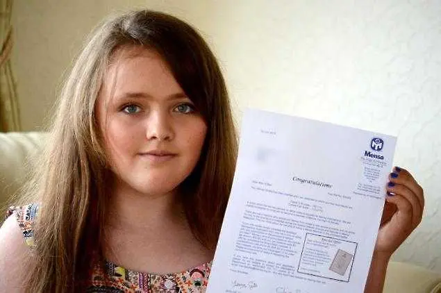 13-годишно момиче с по-високо IQ от Айнщайн и Хокинг