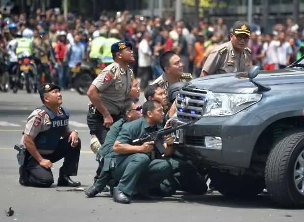 Ислямска държава пое отговорността за атаките в Джакарта, сред жертвите има и холандец