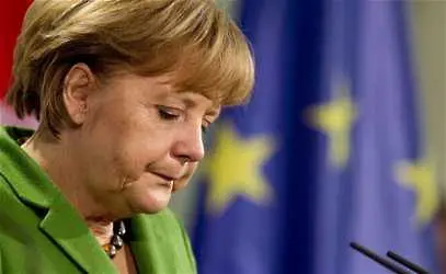 Меркел настоява за депортиране и на мигранти с условни присъди