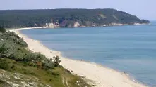 Морето отнема по 25-26 декара годишно от крайбрежието на България 