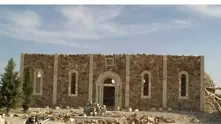 ДАЕШ е сринал най-стария манастир в Ирак
