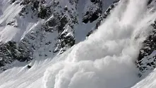 Лавина уби петима чешки скиори в австрийските Алпи