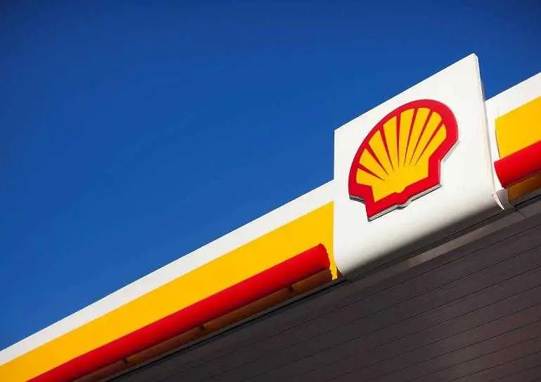 13-годишно дъно удари печалбата на Shell за 2015