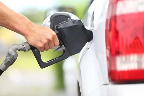 КЗК започва процедура срещу седем компании за картел на пазара на горива