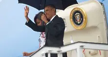 Обама пристигна на историческа визита в Куба