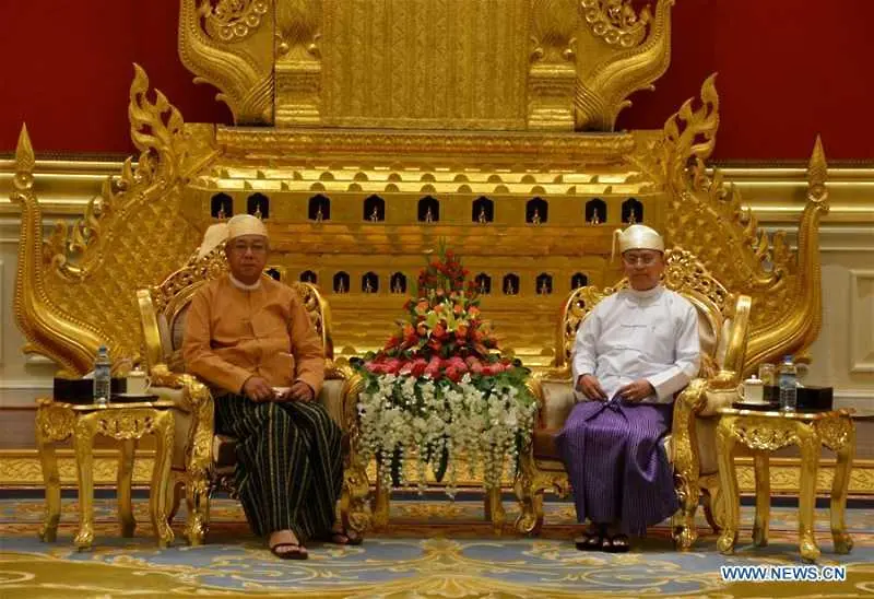 Първият цивилен президент на Мианмар от 1962 г. насам положи клетва