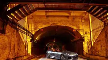 Jaguar F-Type SVR лети с 320 км/ч в тунела на Парк Авеню в Ню Йорк