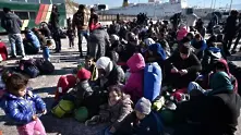 Масов бой между сирийци и афганистанци на пристанище Пирея