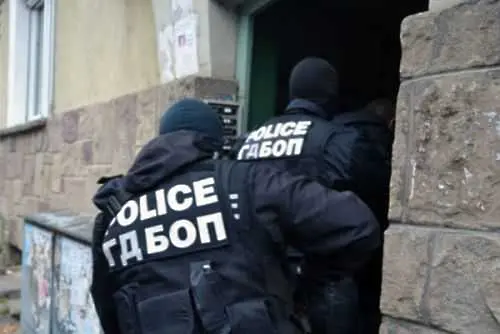 Над 10 арестувани при акция на ГДБОП във Фонда за лечение на деца в чужбина