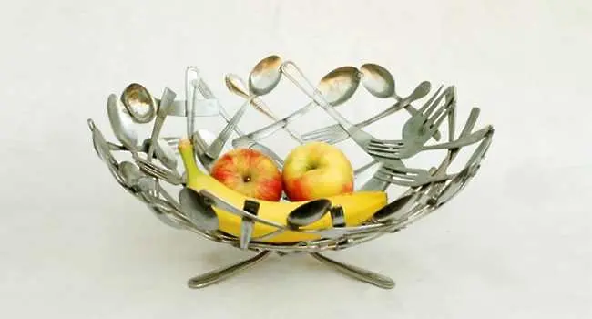 14 идеи как да направите дизайнерски вещи от овехтяла кухненска посуда