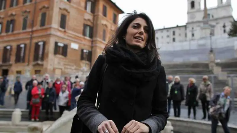 Популистите на Бепе Грило водят на кметските избори в Рим