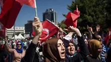 Турция в деня след неуспешния преврат