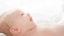 3-месечено бебе чува гласа на майка си за първи път