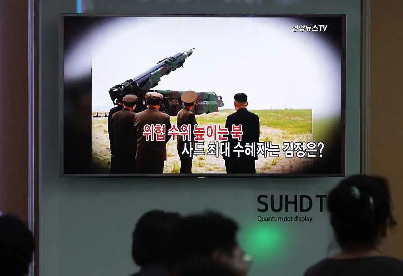 Северна Корея изстреля нови три балистични ракети