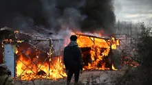 Пожар в „Джунглата“ край Кале