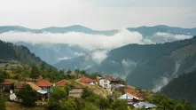 Фоторазходка из някои от най-красивите български села