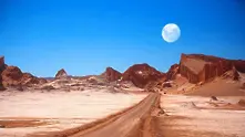 Сюрреалистичните пейзажи на Лунната долина