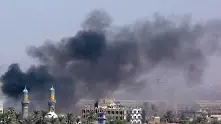 Експлозия на площад в Багдад, 32 души загинаха