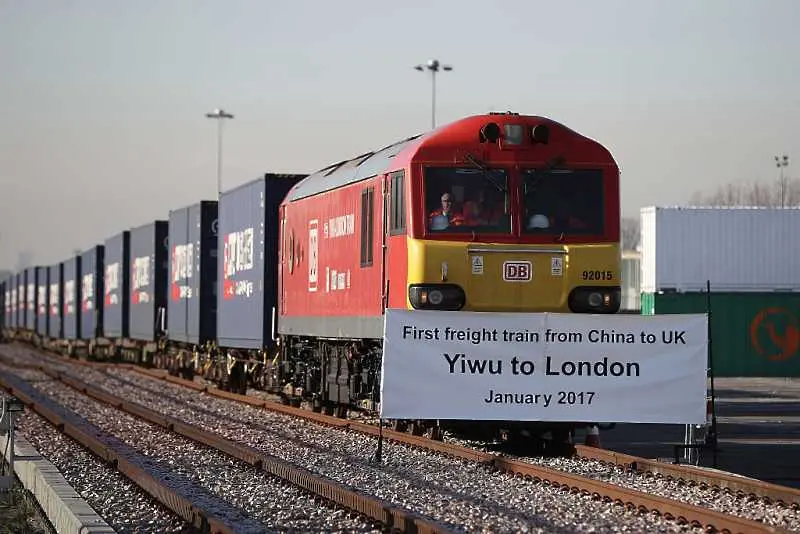 В Лондон пристигна първият товарен влак от Китай