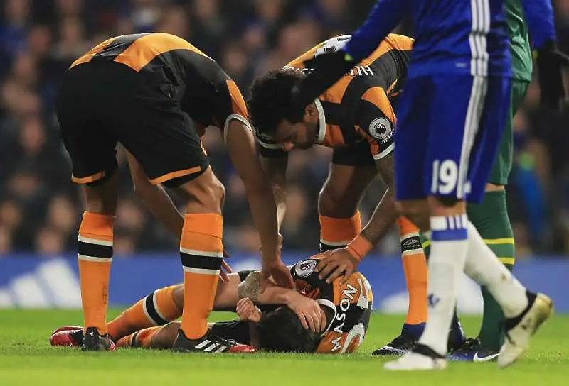 Футболист на Хъл Сити със счупен череп след мача с Челси