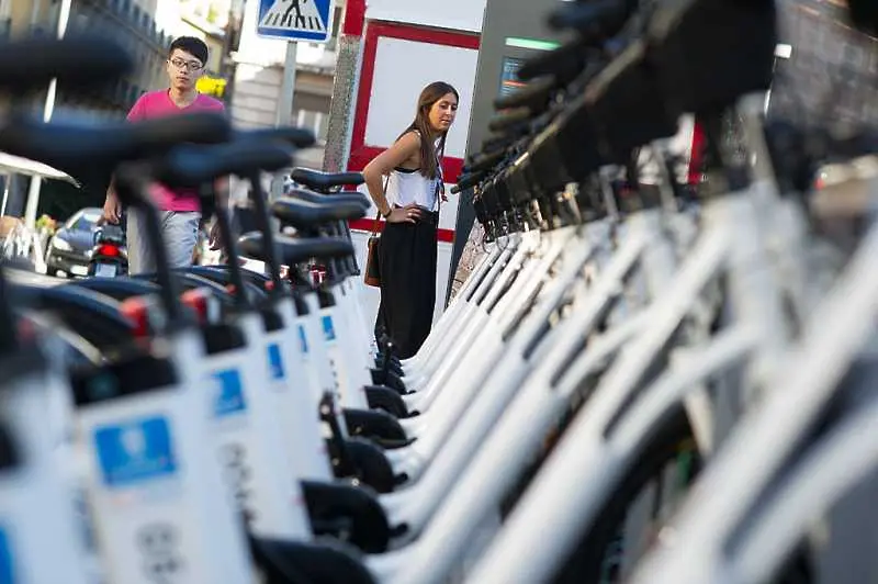 Франция ще дава по 200 евро на всеки за електрическо колело