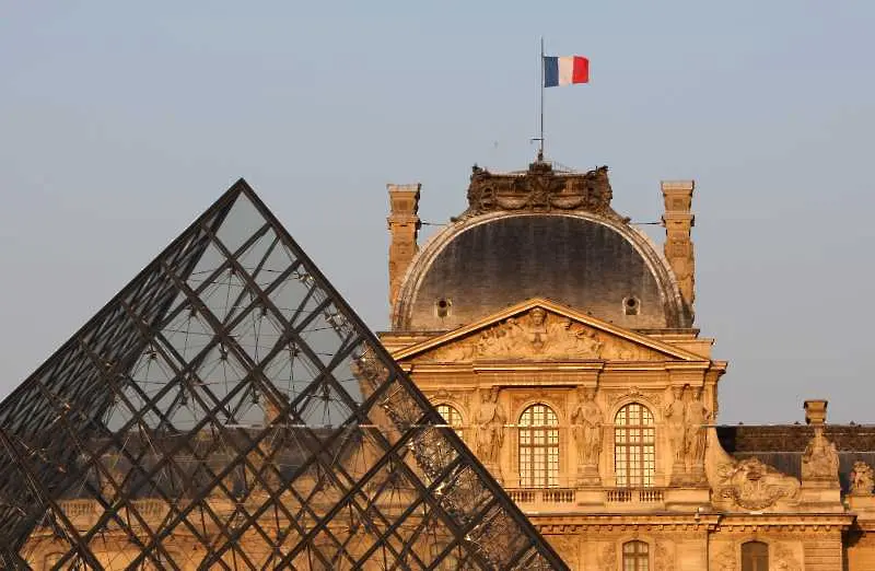 Атаката в Лувъра е терористичен акт