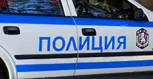 Полицията отцепи района около Софийския университет - проверява изоставен багаж