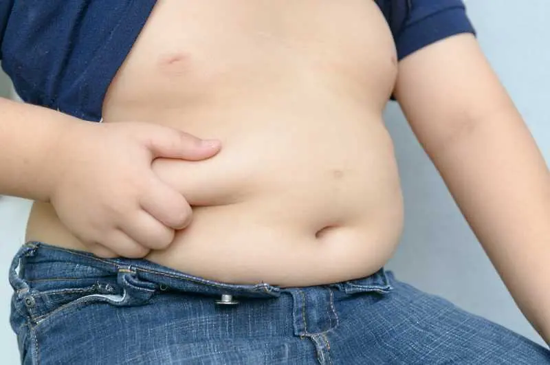 Учени установиха зависимост между затлъстяването на децата и техните родители