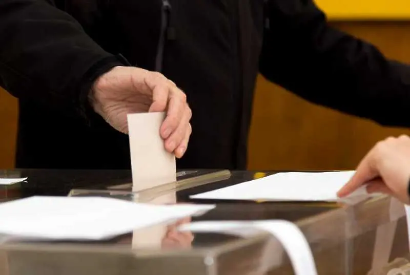 Близо два пъти скочиха заявленията за гласуване в Турция
