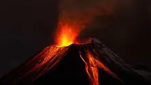 Изригна един от трите действащи вулкана в Гватемала