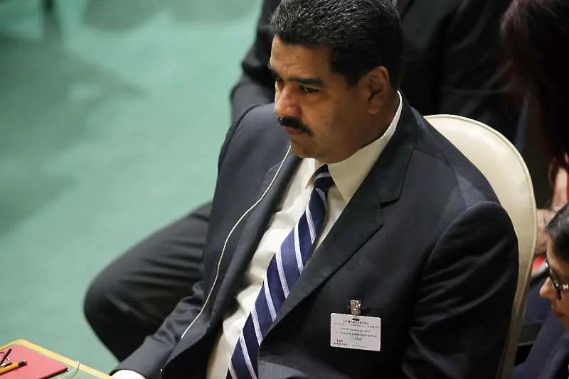 Обвиняват президента на Венецуела в държавен преврат