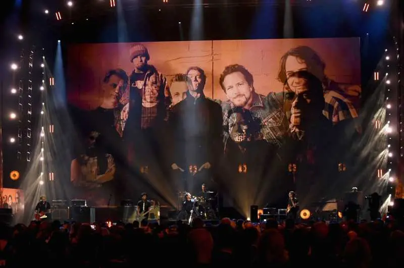  Включиха Pearl Jam в Залата на славата