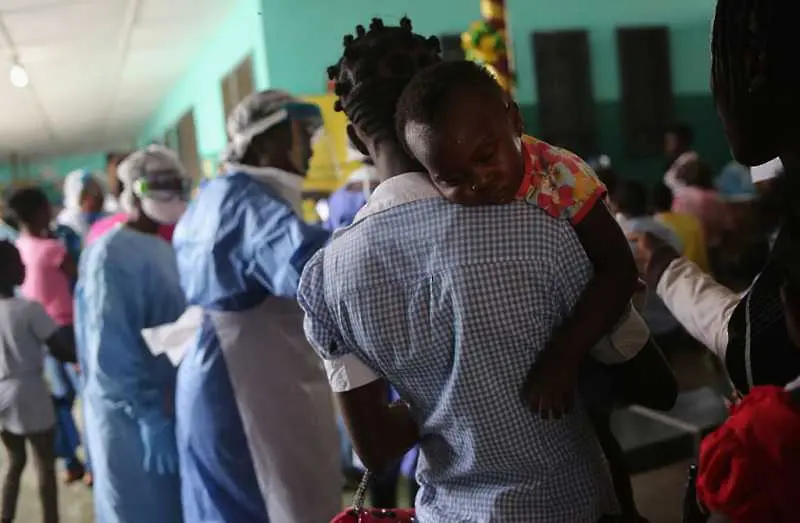Учени са направили пробив в борбата с Ебола