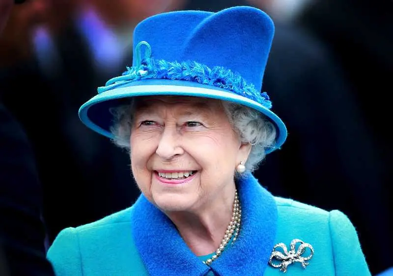 Обща среща на служителите в Бъкингамския дворец стана повод за слух за здравето на кралицата