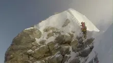 Алпинистът Атанас Скатов, покорил Еверест 2 пъти, се прибра у дома 