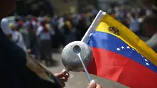 Близо 200 ранени на поредните протести във Венецуела