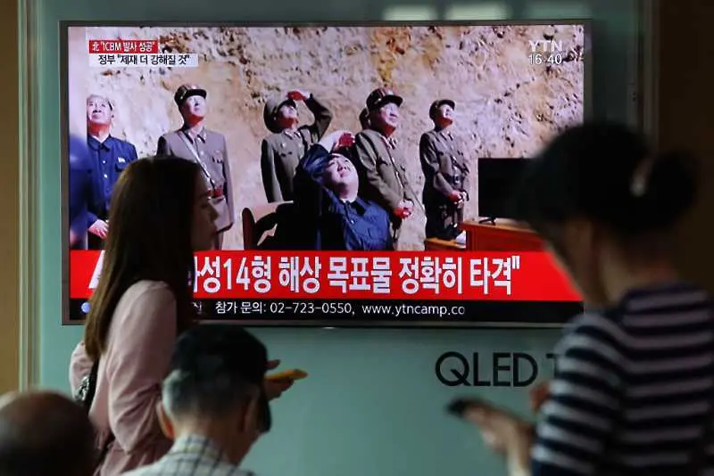Северна Корея заплаши базата на САЩ в Гуам с ракетен удар
