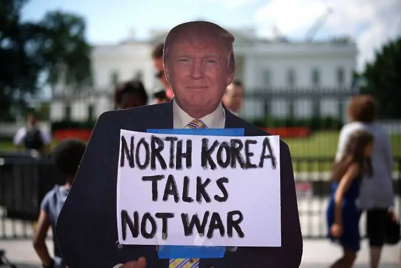 Тръмп отново: Ако удари Гуам, Ким Чен Ун ще съжали бързо и истински