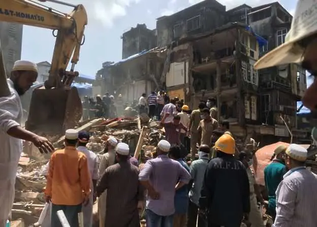 Шестетажна сграда се срути в Мумбай, най-малко 16 души са загинали