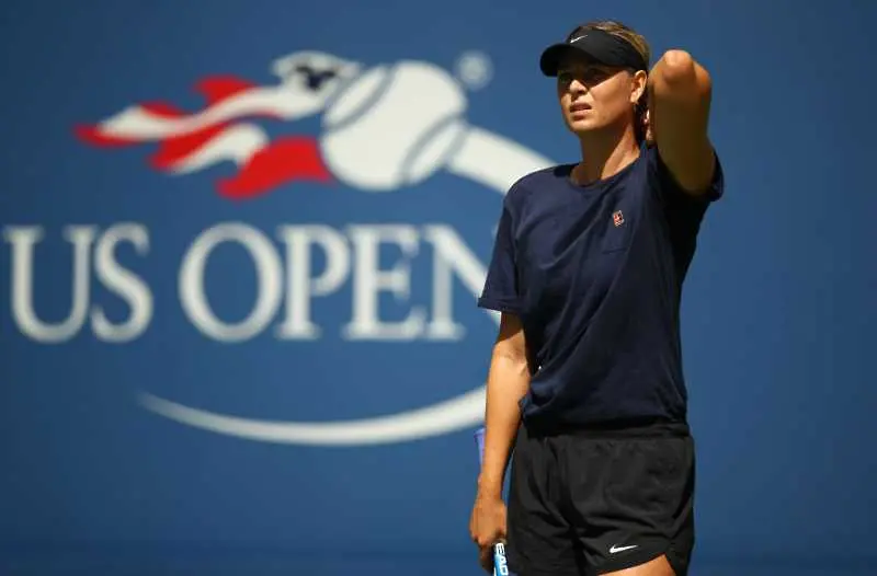 Мария Шарапова се завърна в големия тенис с гръм и трясък