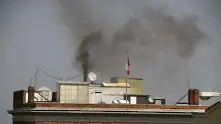 Черен дим над руското консулство в Сан Франциско