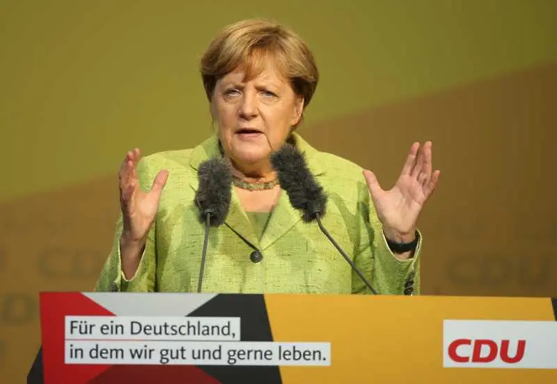 Възходът на Меркел след пропадането в политическата бездна 
